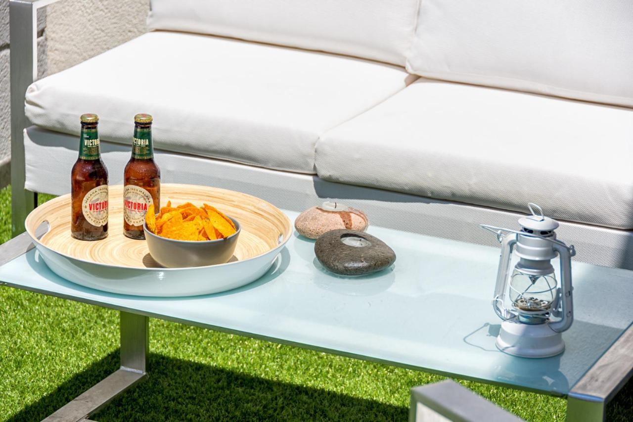 Atico Con Terraza Ac 1hab En El Centro Y Piscina Comunitaria Apartament